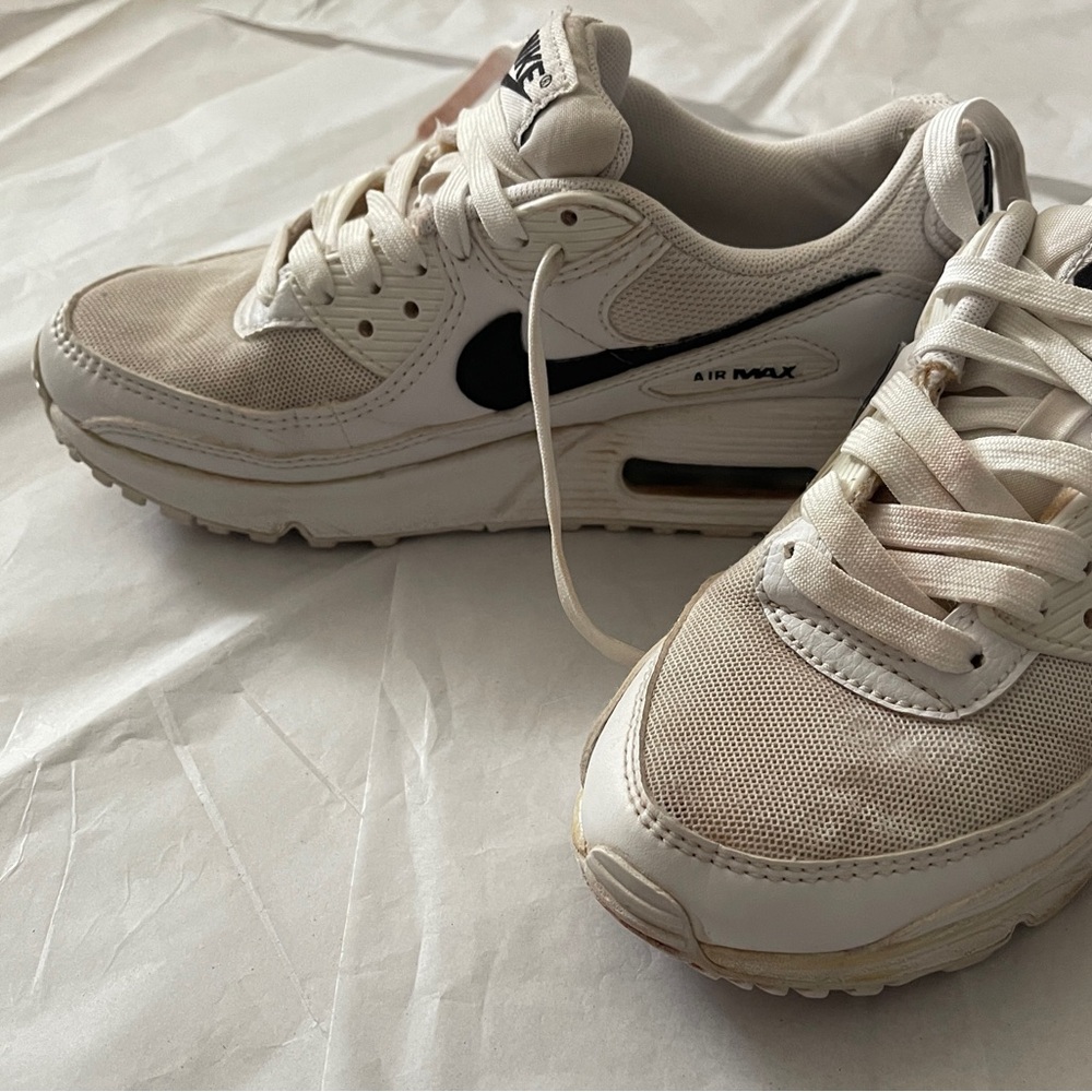 Nike Women's Sneakers in White and Black